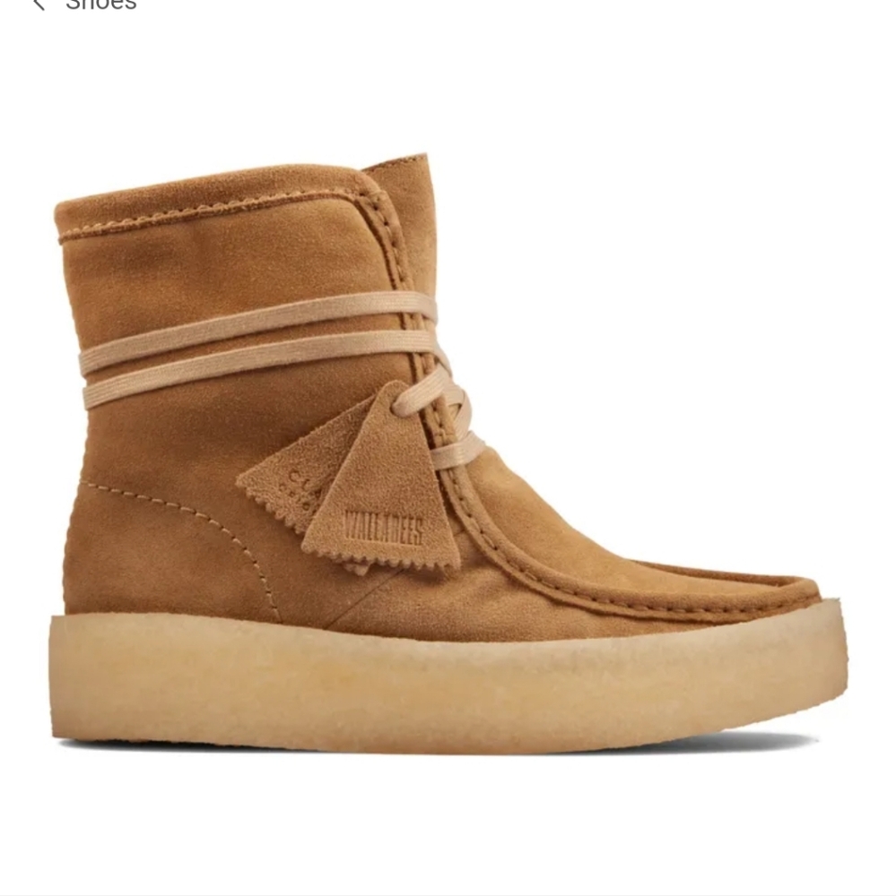 Clarks Hi Wallabeecup Genuine Shearling Lined Boot NWT